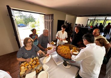 Una paellada para dar a conocer la Casa del Monte