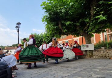 El grupo de danzas de Nuestra Señora de Covadonga, en Ruiloba